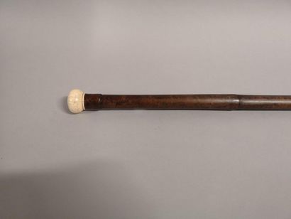 Cane with ivory pommel and rattan barrel