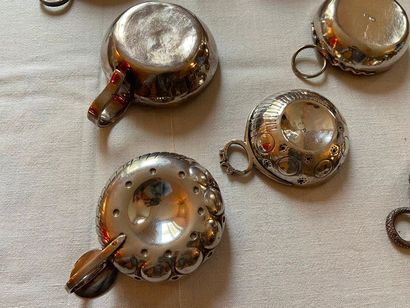 Wine tasting set in silver 950°/°°°°° decorated...