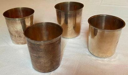 4 silver 950°/°°° silver flat bottomed timpani.

Old...