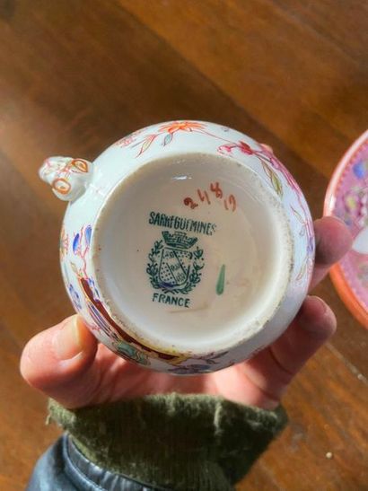 Partie de service Minton en porcelaine à...