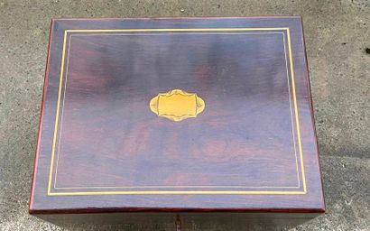 Liqueur cellar made of rosewood and brass...