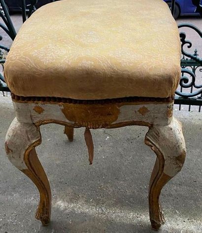 Batch: console and stool in cream lacquered...