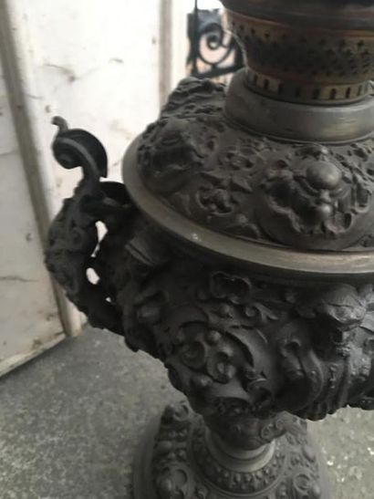 Oil lamp with a decoration of thermal baths...