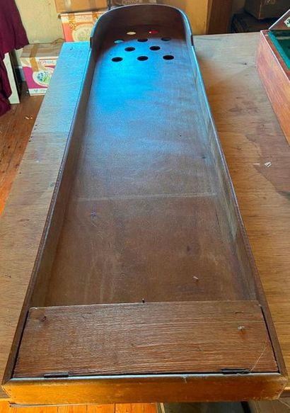 Russian Billiards

(sold as is)

(LOT IN...