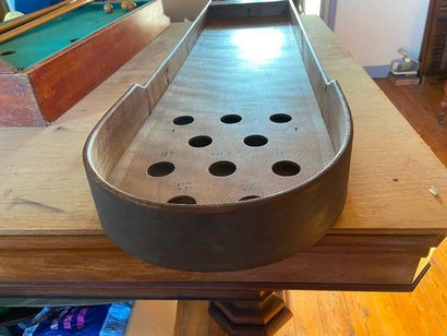 Russian Billiards

(sold as is)

(LOT IN...