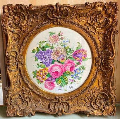 Painted plate with floral decoration

46...