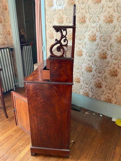 Meuble vitrine bureau 

H : 153 x 81 x 42...