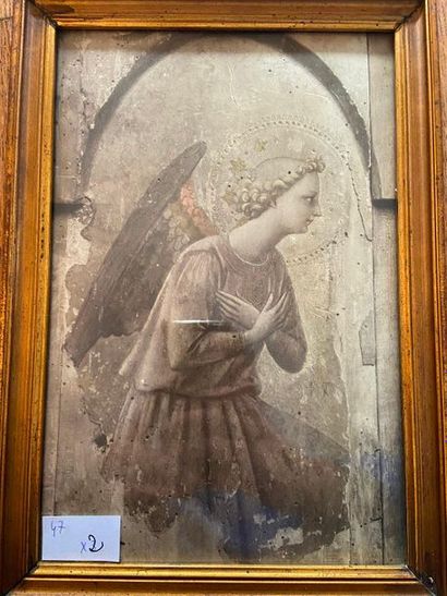 Set of 2 boxes 

Portrait of a young girl,...