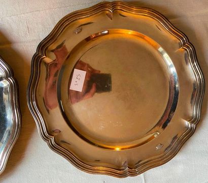 CHRISTOFLE

Ensemble de 5 plats en métal...