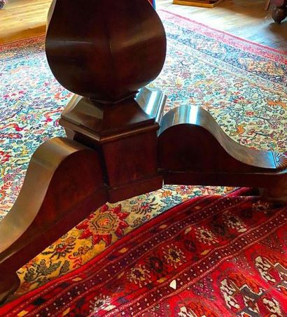 Tripod pedestal table made of wood and wood...
