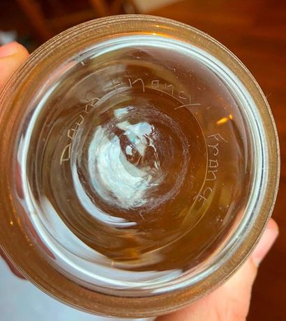 DAUM Nancy, suite de 5 verres à eau en verre.

On...