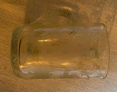 DAUM Nancy, suite de 5 verres à eau en verre.

On...
