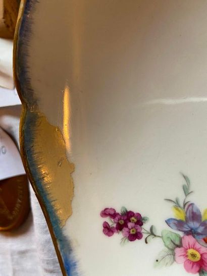 Dans le goût de Sèvres

Lot de 4 assiettes...