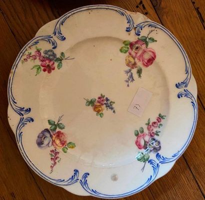 Dans le goût de Sèvres

Lot de 4 assiettes...