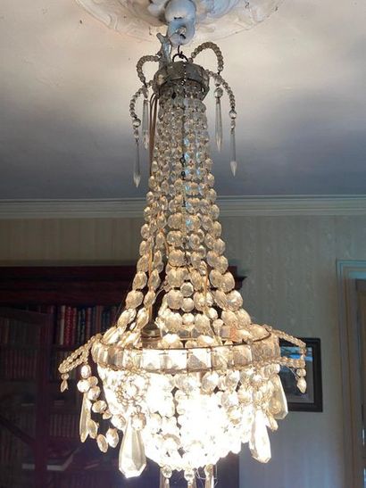 Faceted chandelier

H: 64 cm 

(sold as is)

(LOT...