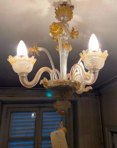 Lustre Venise en verre jaune 

H : 54 cm...