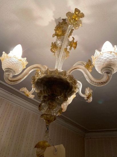 Lustre Venise en verre jaune 

H : 54 cm...