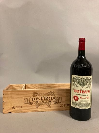 1 magnum PETRUS, Pomerol 2011 cb