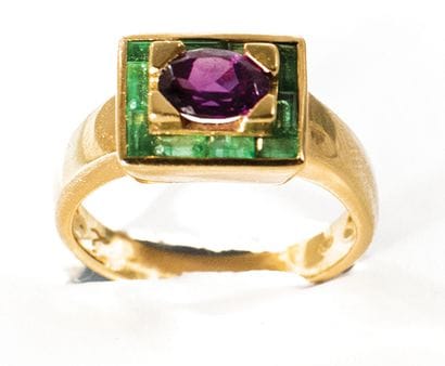 ISABELLE LANGLOIS
Ring in gold 750 thousandths,...