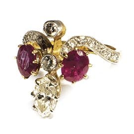 Duchess ring in gold 750 and platinum 850...