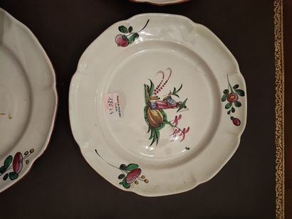 Strasbourg et Lunéville. Lot de quatre assiettes...