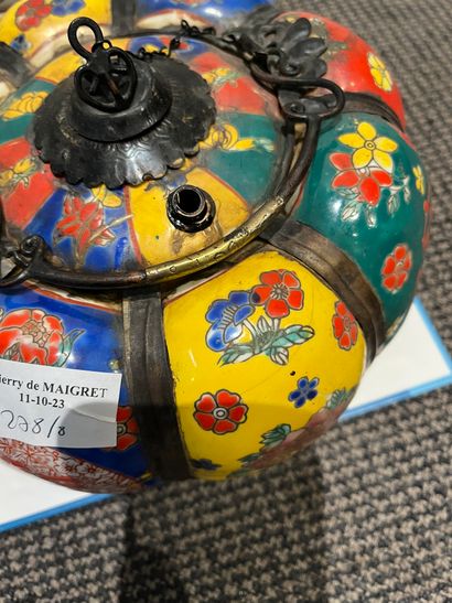 Modern Canton ceramic box (ref 72), length:...