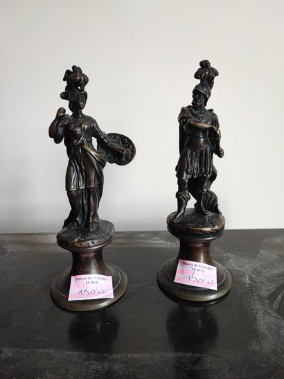 Mars et Minerve. Paire de petits groupes...