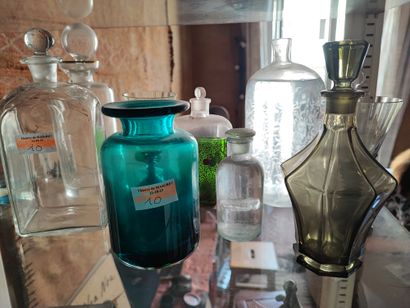 A set of decanters, siphons, glasses (two...