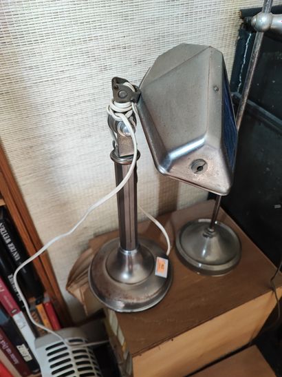 Lampe de bureau dans le goût des modèles...