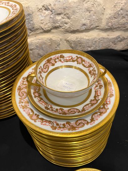 LPL LIMOGES France - Porcelain dinner service,...