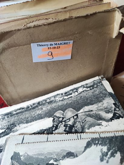 Lot of postcards including World War II,...
