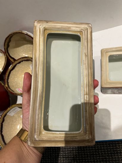Modern Canton ceramic box (ref 72), length:...