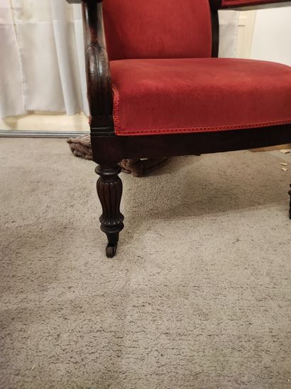 Voltaire mahogany armchair. Late 19th century....