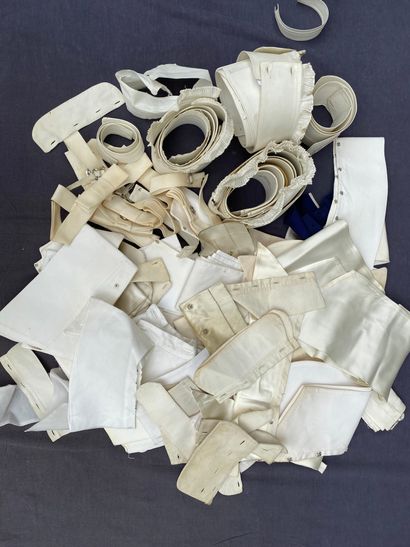 J Lot of collars, cuffs, bibs, ruffles with...