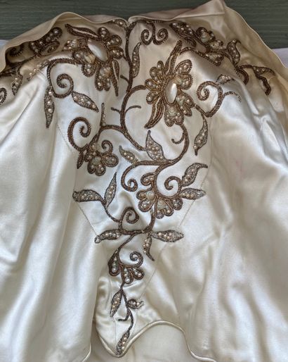 N Set of 3 long strapless dresses:
one in...