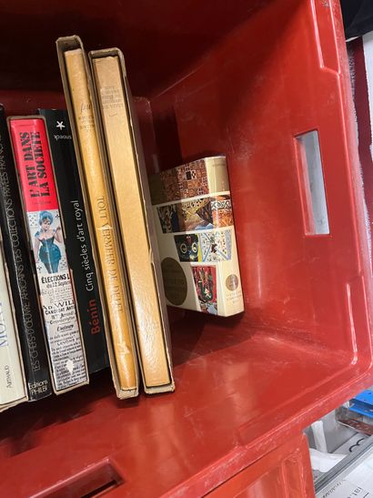 Two cases of art volumes including ecole...