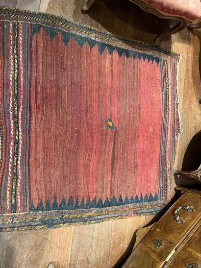 Un ensemble de quatre tapis Kilim
ref 14...