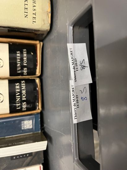 Two cases of art books including Japonisme,...