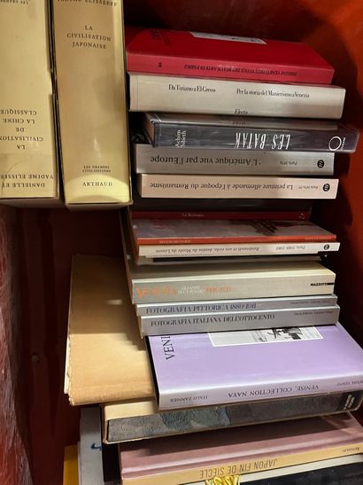 Two cases of art volumes including Ledoux,...
