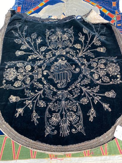 9 Set of disassembled chasuble elements:...