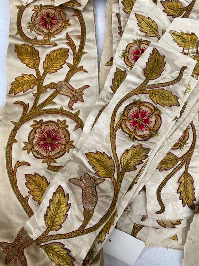 9 Set of disassembled chasuble elements:...