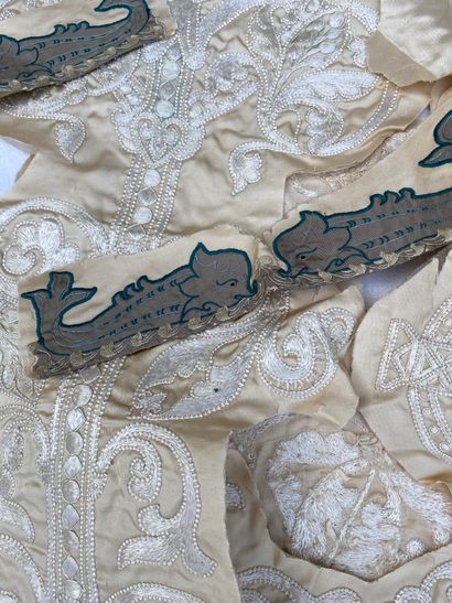 9 Set of disassembled chasuble elements:...