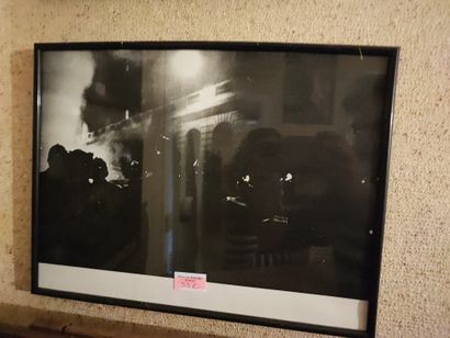 Lot of about 10 reproductions and photographs...