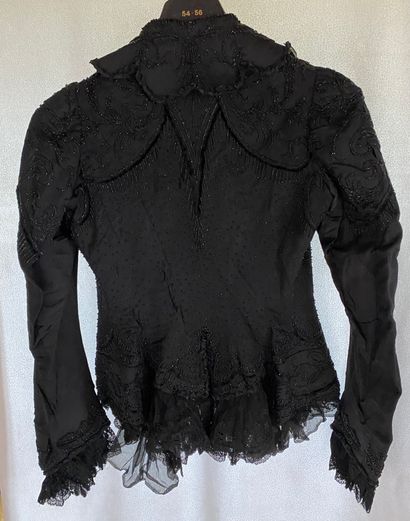 19-Long-sleeved black silk jacket, richly...