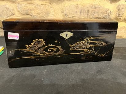 JAPAN
Lacquer box with a bridge crossing...