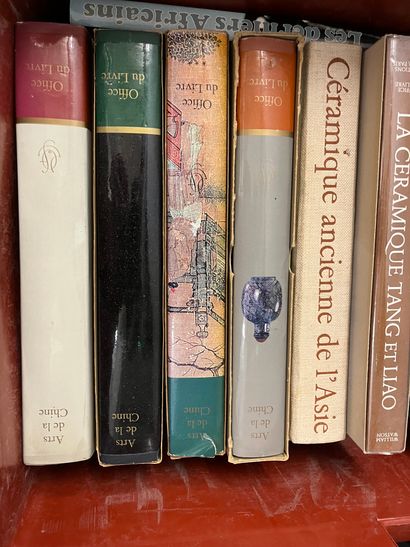 Two cases of art books including Japonisme,...