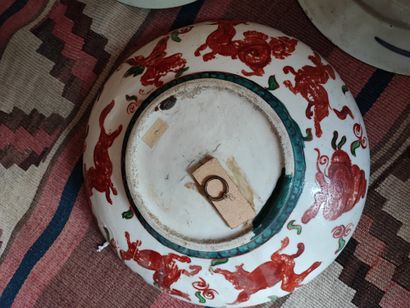 Lot de céramiques dans le goût de Chine,...