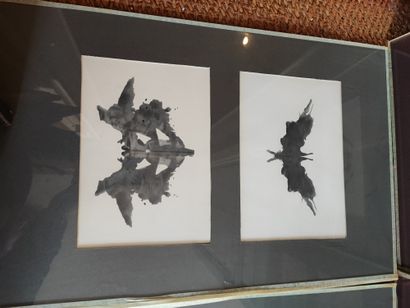 Lot de huit reproductions de Rorschach dans...