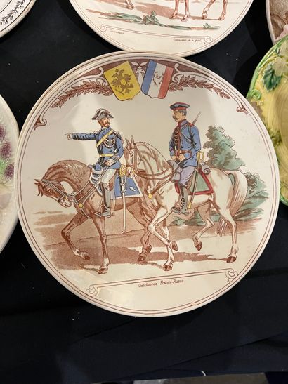 Ceramics lot including a series of plates...