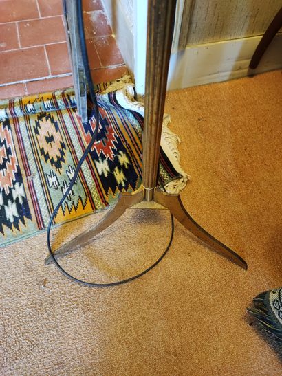 Brass floor lamp
H:138 cm 
